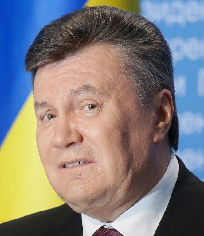 Янукович із синами та Курченком закликають ЄС скасувати санкції проти них