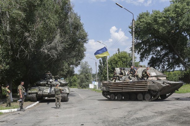 Українські військові залишили Ясинувату - РНБО