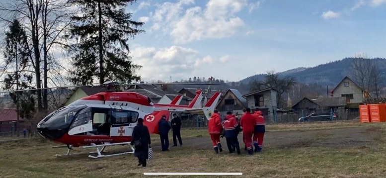 Перша евакуація повітрям пацієнтки на Львівщині