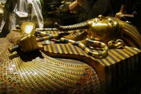 Багатства гробниці Тутанхамона описували п'ять років