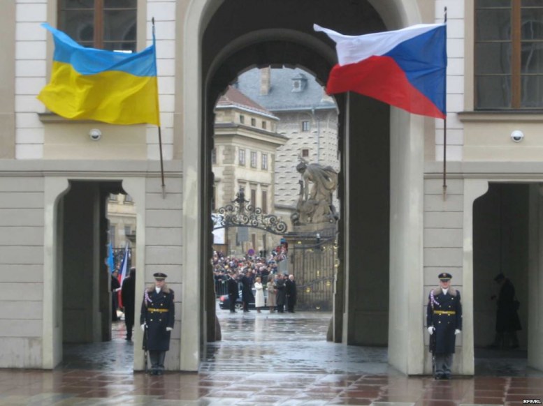 Чехія визнала непрогнозованість Росії і закликала ЄС до активніших дій